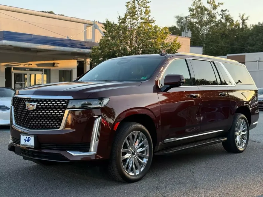 2022 Cadillac Escalade ESV Premium Luxury Sport photo 1