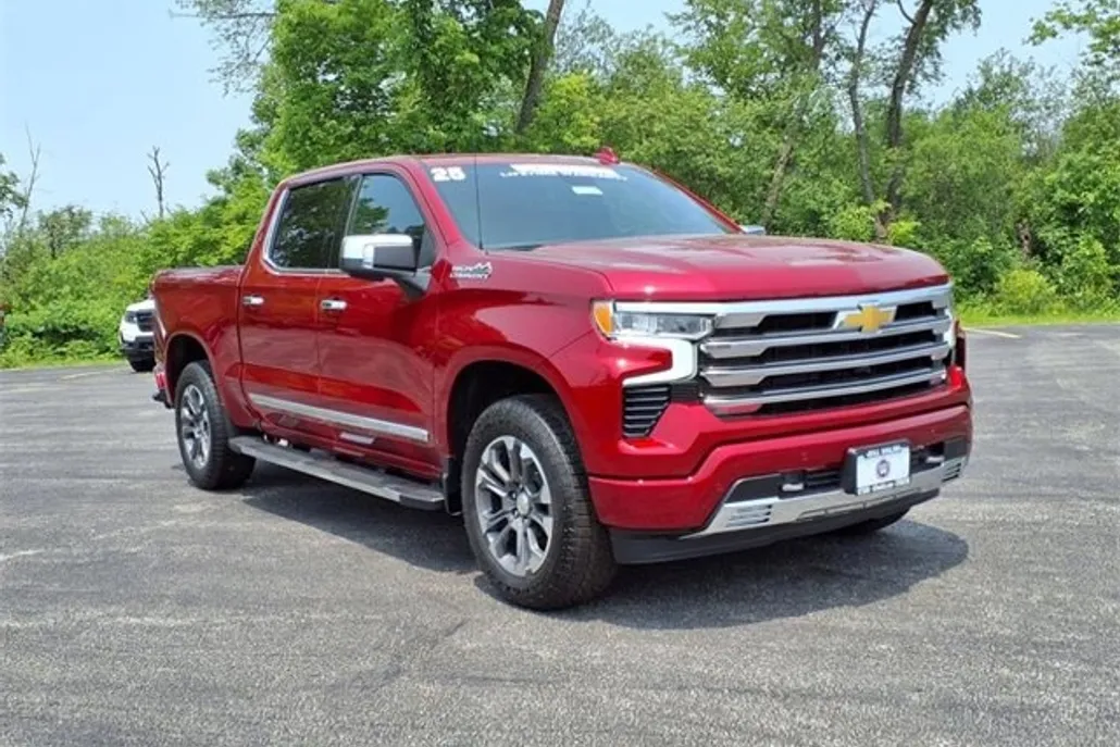 2025 Chevrolet Silverado 1500 High Country photo 1