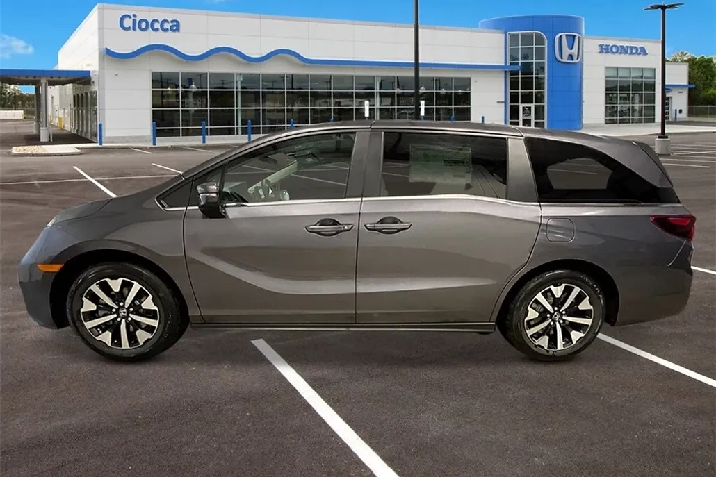 2026 Honda Odyssey EX-L photo 1