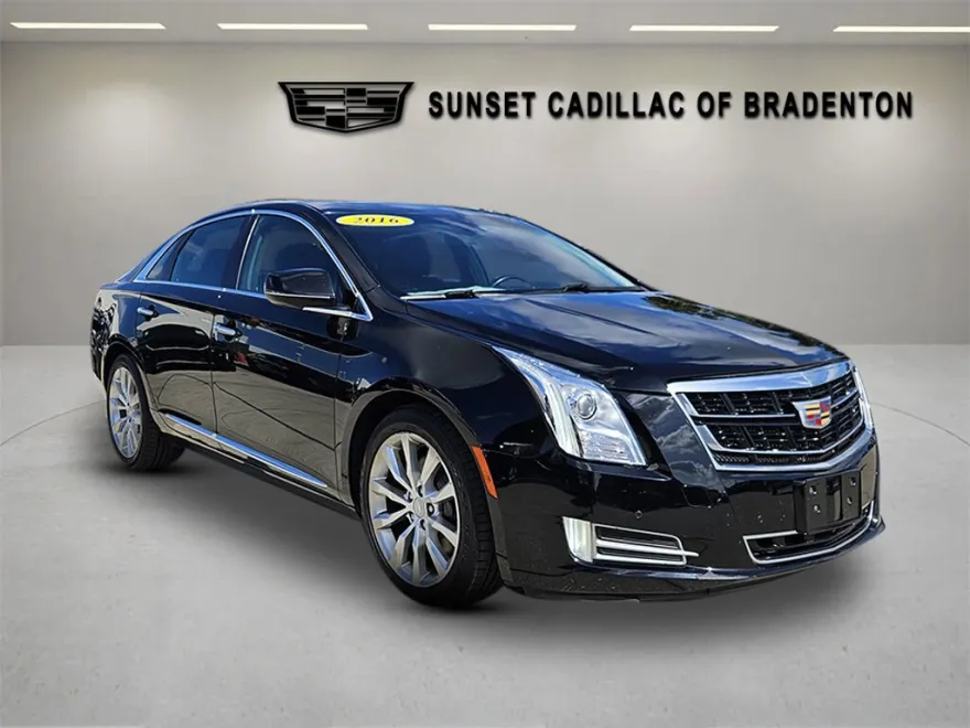 2016 Cadillac XTS Luxury photo 1