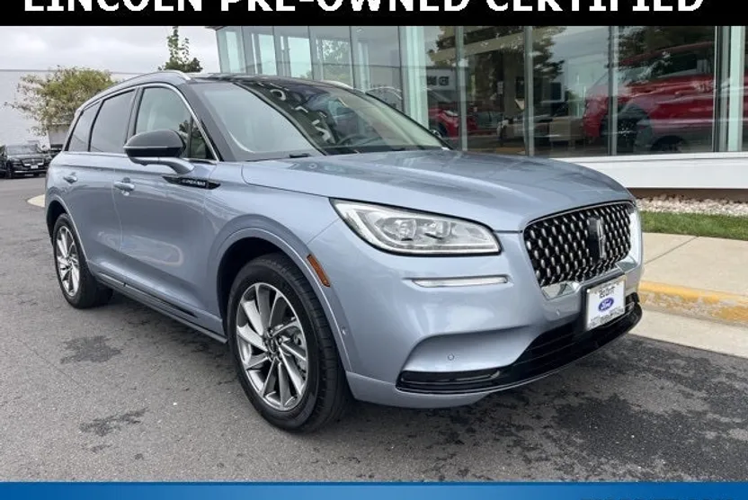 2022 Lincoln Corsair Grand Touring photo 1