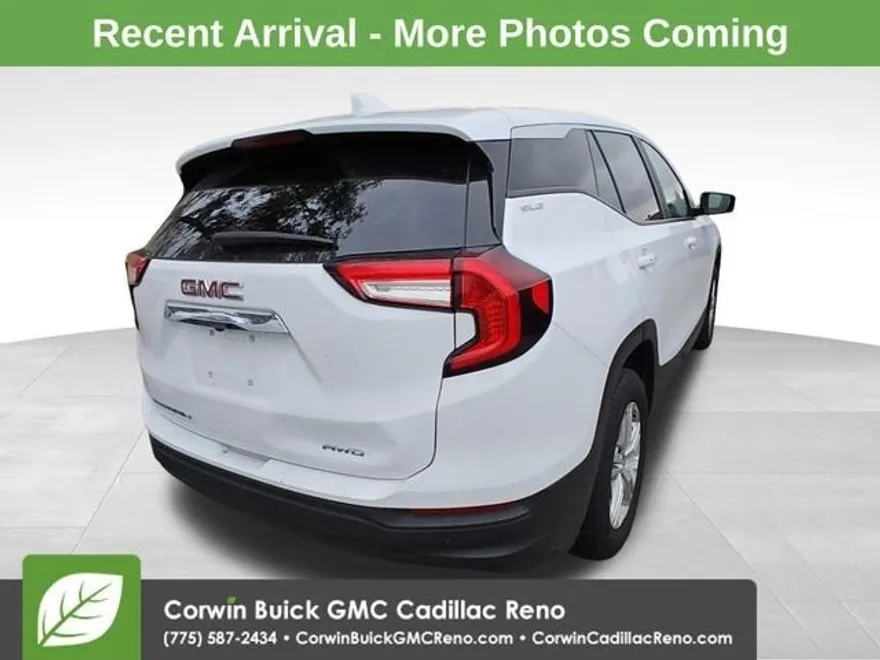 2024 Gmc Terrain SLE photo 1