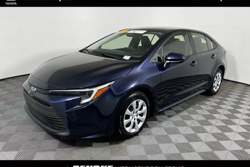 2025 Toyota Corolla Hybrid LE photo 1