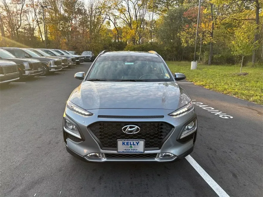 2021 Hyundai Kona SEL Plus photo 1