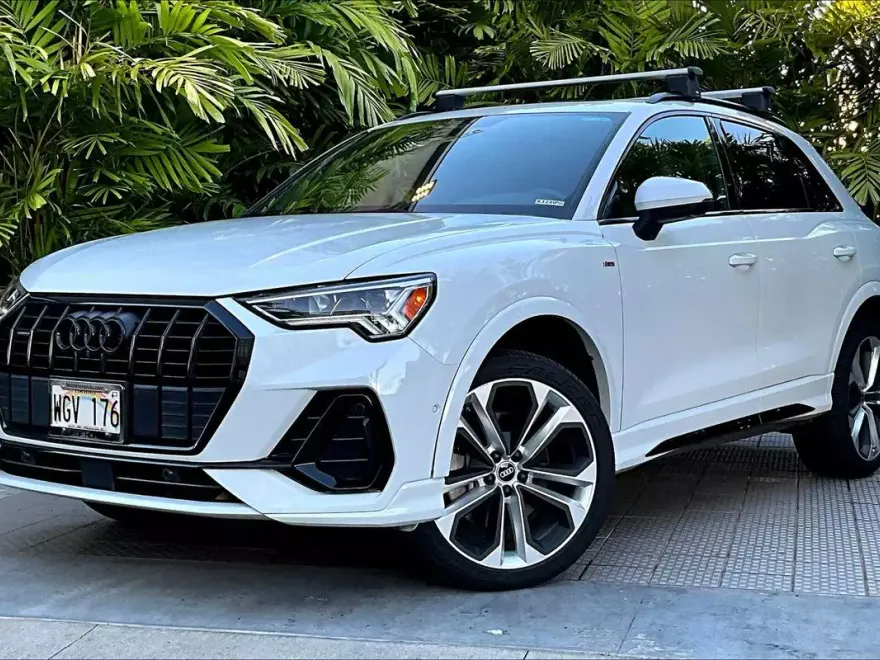 2021 Audi Q3 45 TFSI S line Premium photo 1