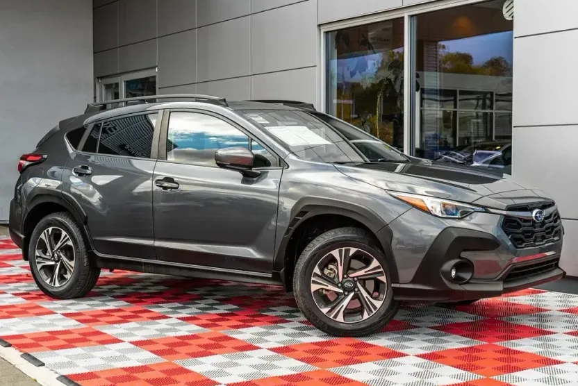2024 Subaru Crosstrek Premium photo 1