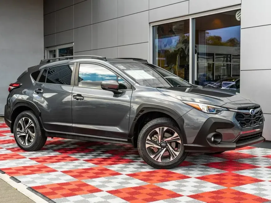 2024 Subaru Crosstrek Premium photo 1