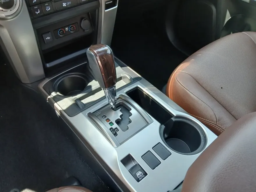 2023 Toyota 4Runner Limited 4WD photo 1