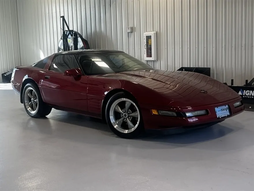 1994 Chevrolet Corvette Base photo 1