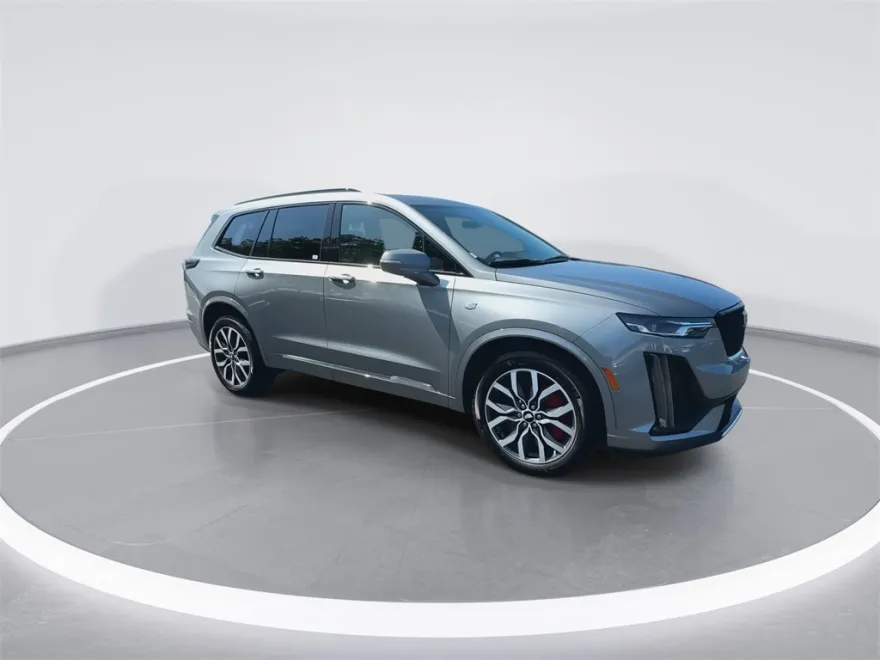 2024 Cadillac XT6 Sport photo 1
