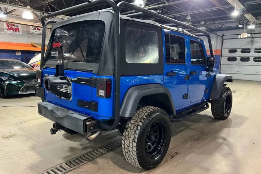2015 Jeep Wrangler Unlimited Sport photo 1