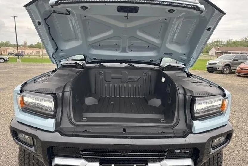 2025 Gmc Hummer EV SUV photo 1