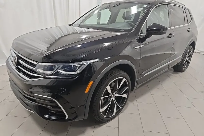 2023 Volkswagen Tiguan SEL R-Line Black photo 1