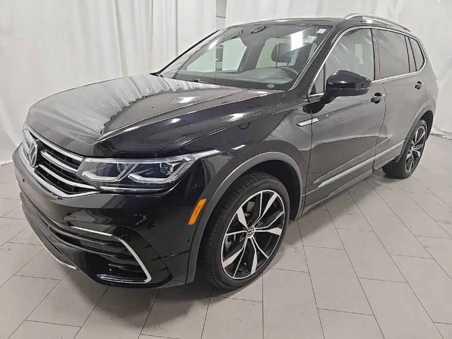 2023 Volkswagen Tiguan SEL R-Line Black photo 1