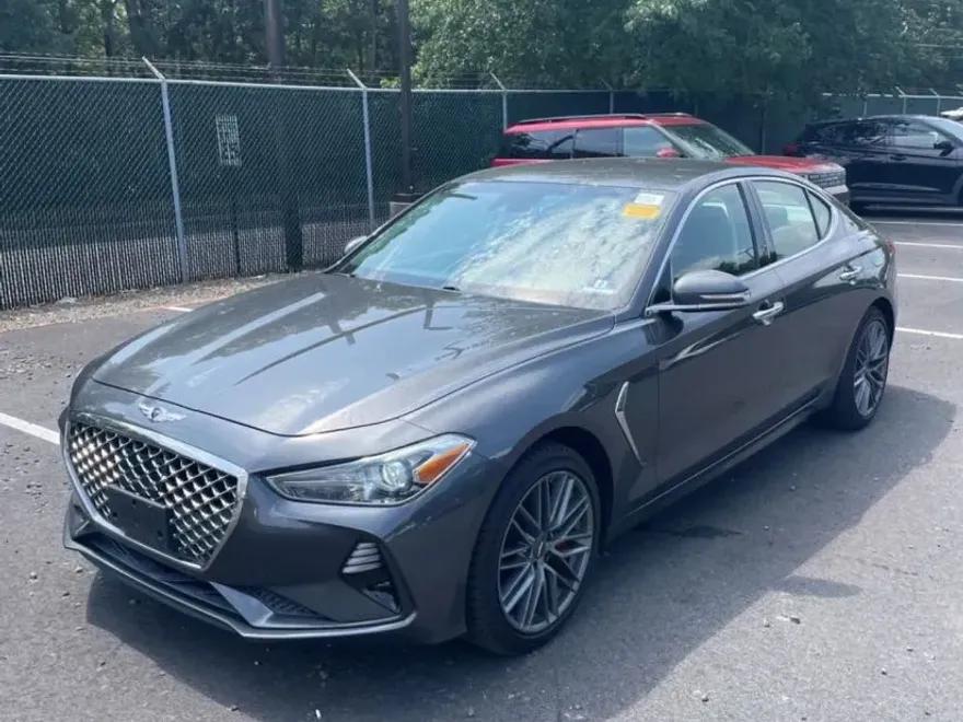 2019 Genesis G70 3.3T Advanced photo 1