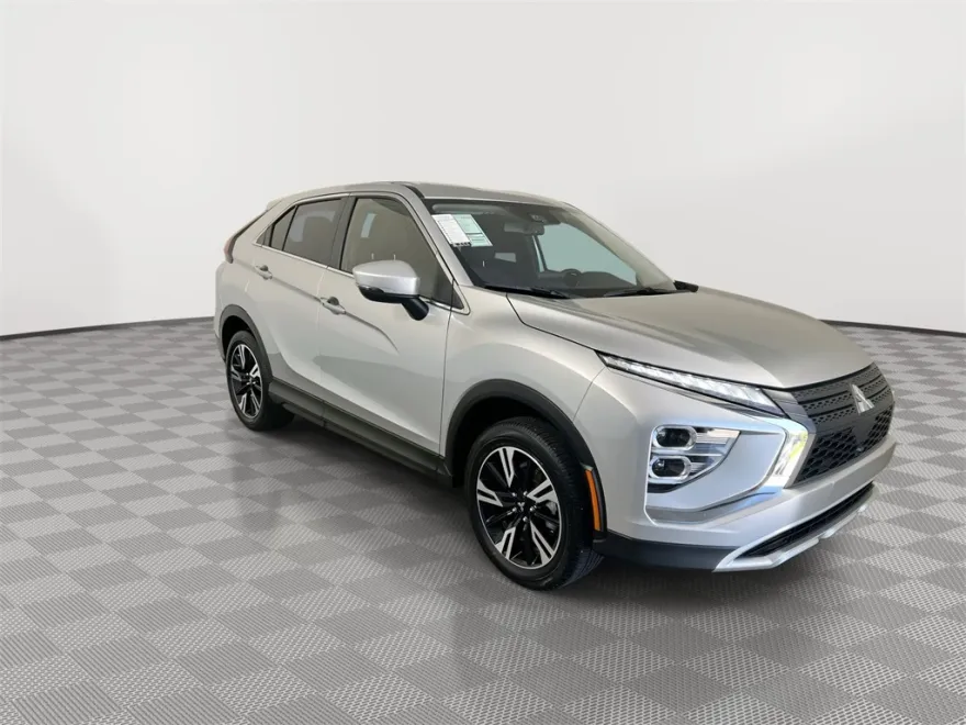 2025 Mitsubishi Eclipse Cross SE photo 1