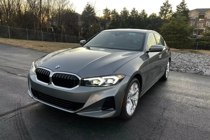 2025 Bmw 330i photo 1