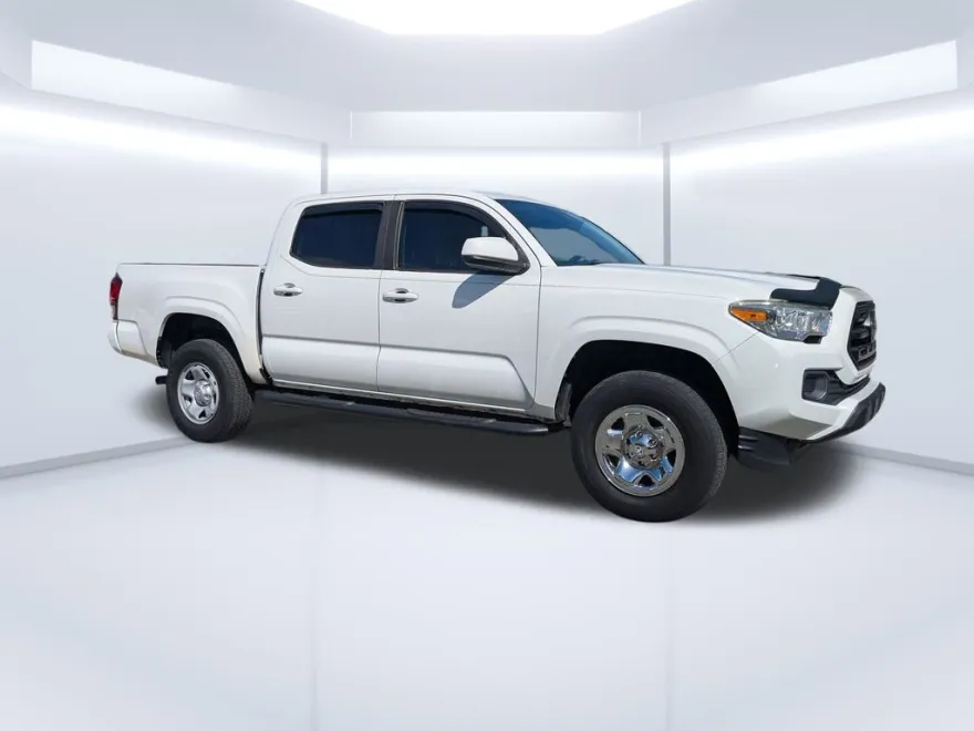 2022 Toyota Tacoma SR5 photo 1