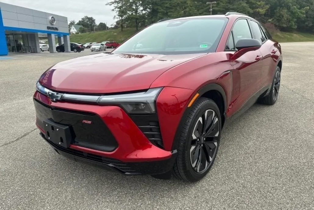 2024 Chevrolet Blazer EV RS photo 1