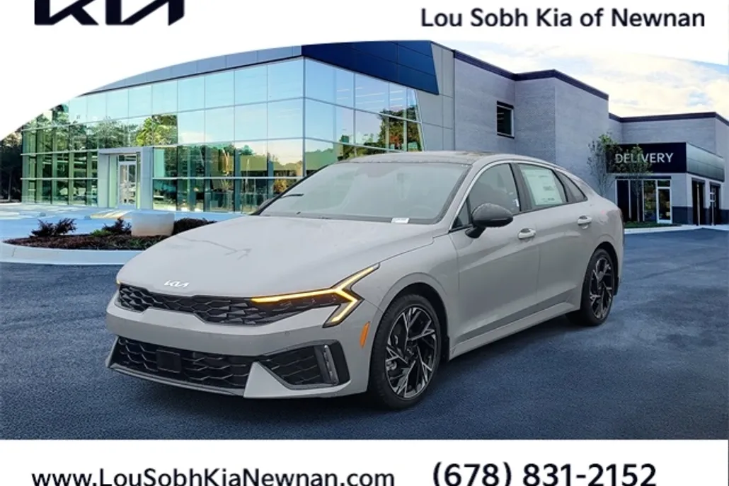 2025 Kia K5 GT-Line photo 1
