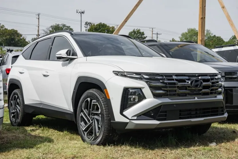 2026 Hyundai Tucson Limited photo 1