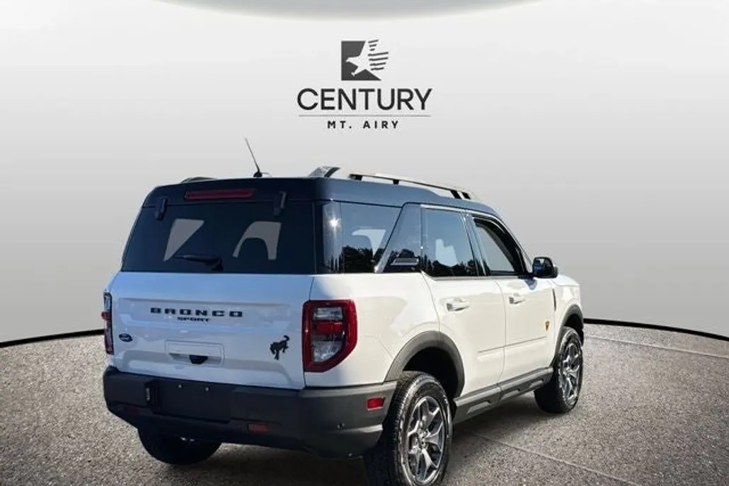 2024 Ford Bronco Sport Badlands photo 1