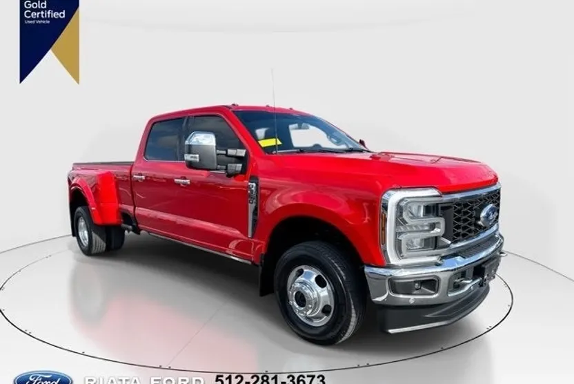 2024 Ford F-350 Lariat photo 1