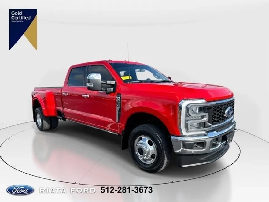 2024 Ford F-350 Lariat photo 1