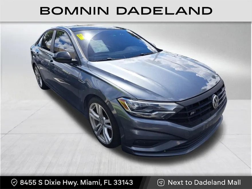 2019 Volkswagen Jetta R-Line photo 1