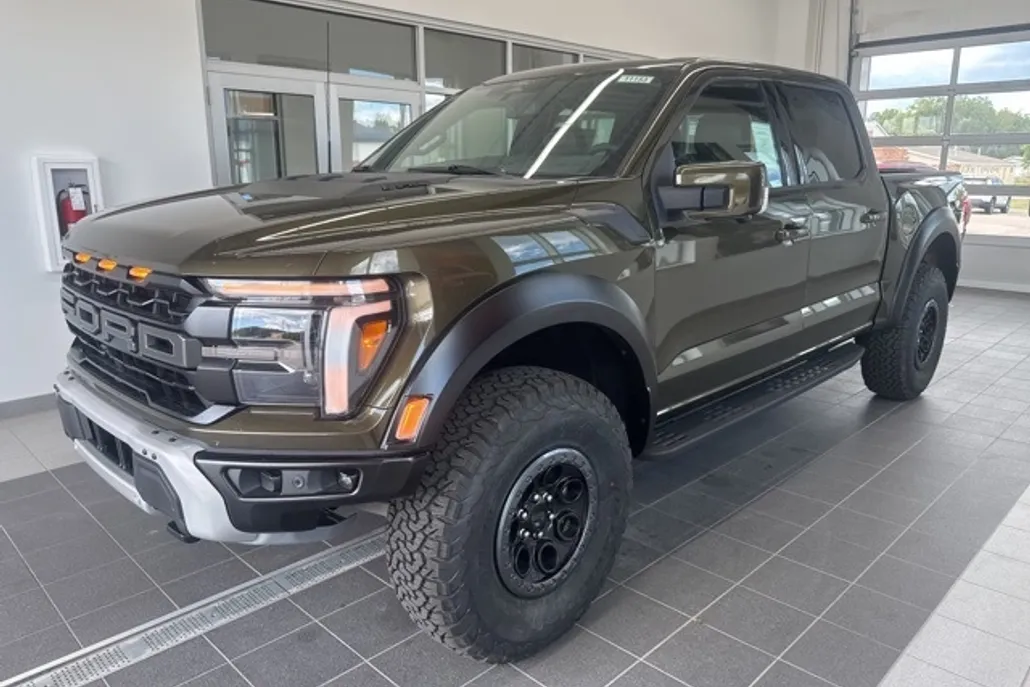 2025 Ford F-150 Raptor photo 1