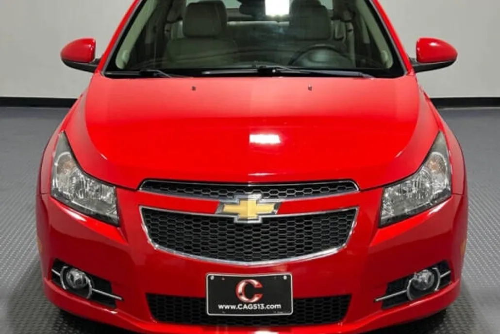 2014 Chevrolet Cruze photo 1