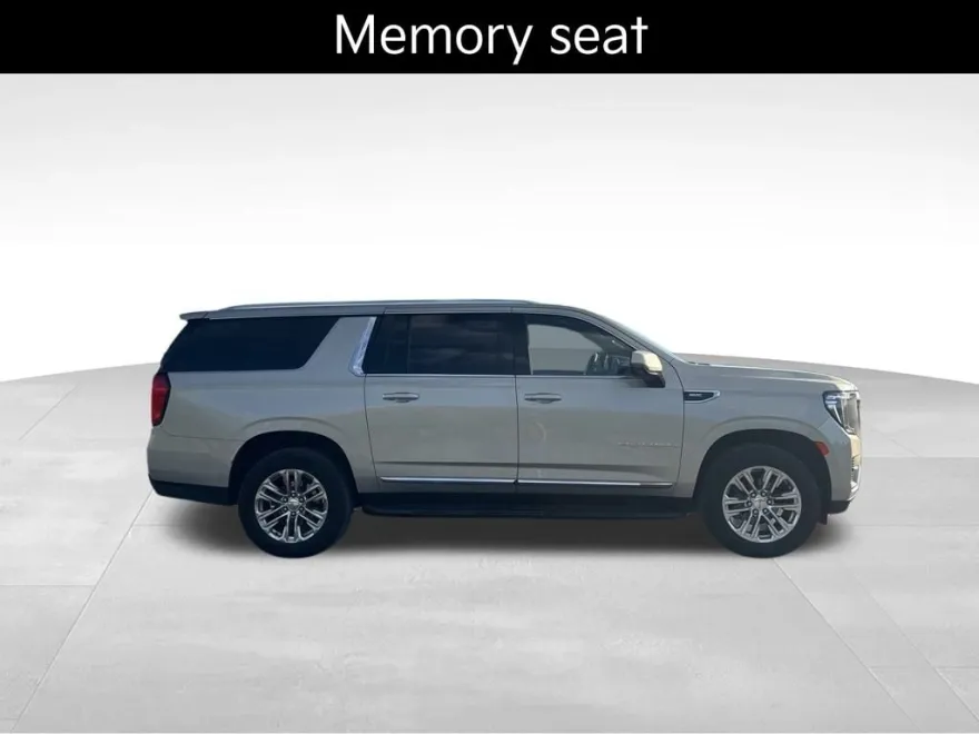 2022 Gmc Yukon XL SLT photo 1