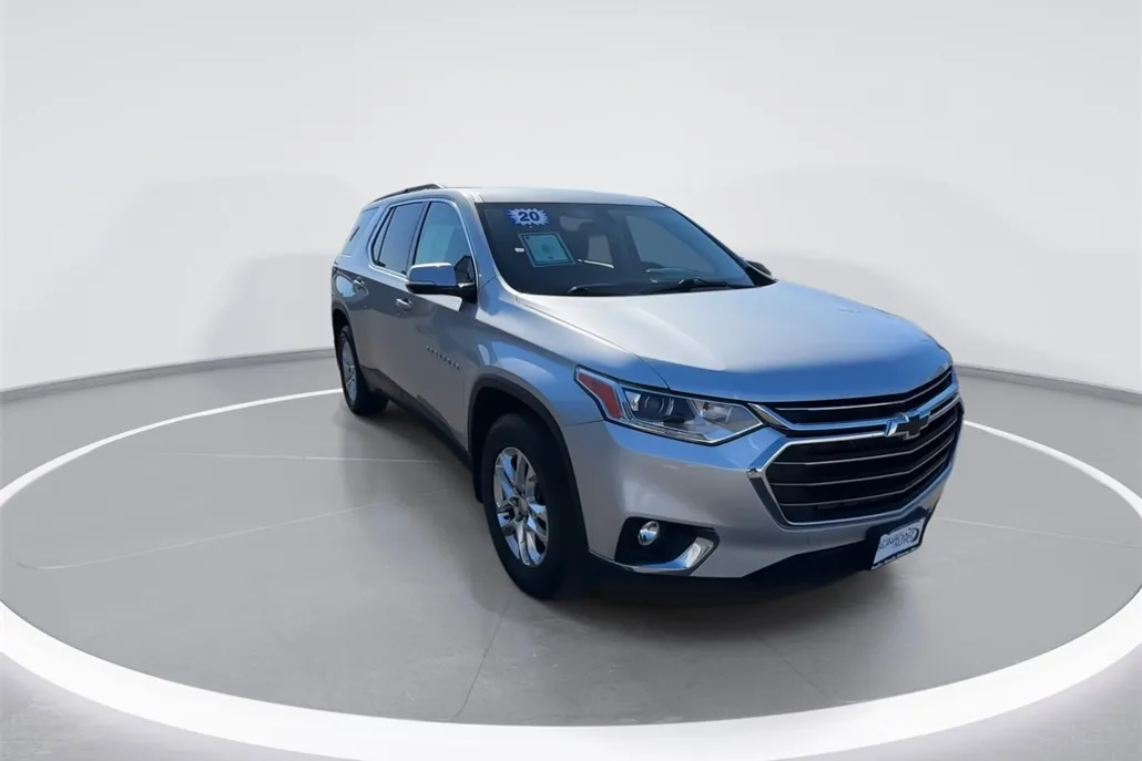 2020 Chevrolet Traverse photo 1