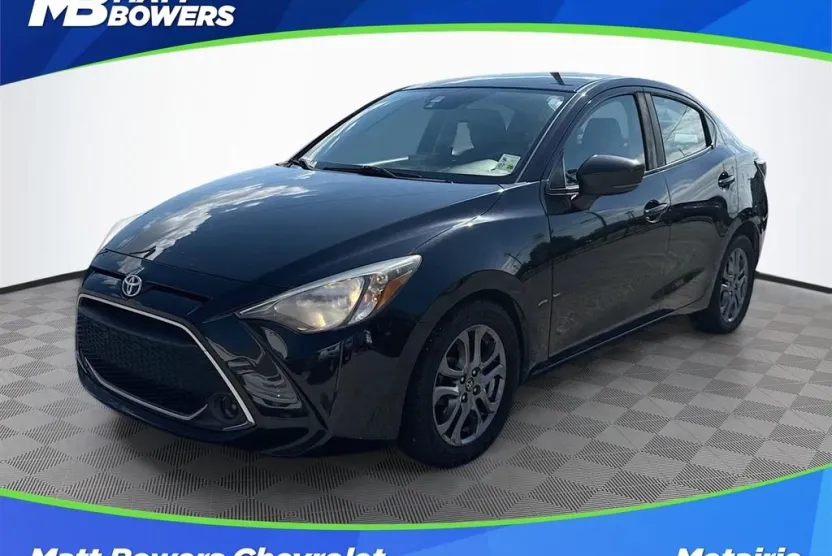2019 Toyota Yaris L photo 1