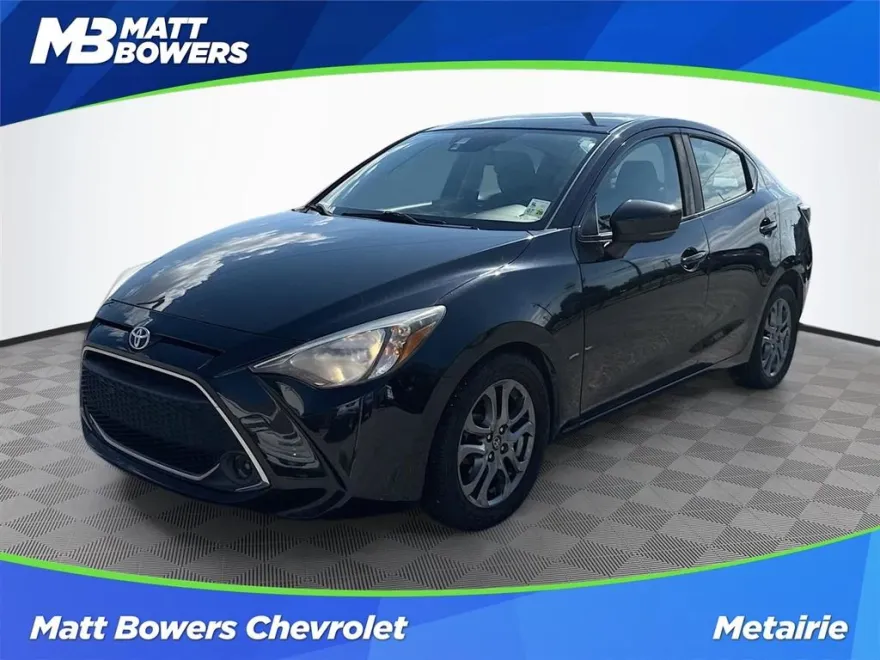 2019 Toyota Yaris L photo 1