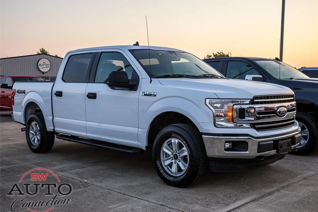 2020 Ford F-150 XLT photo 1