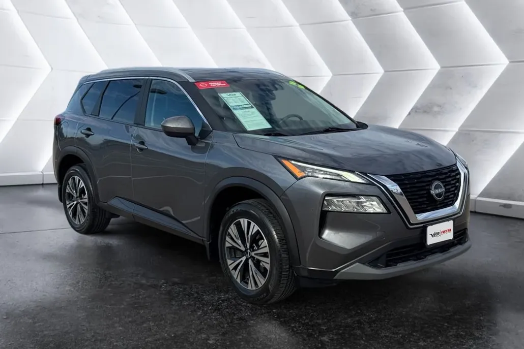 2023 Nissan Rogue SV photo 1