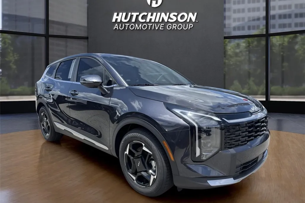 2026 Kia Sportage EX photo 1