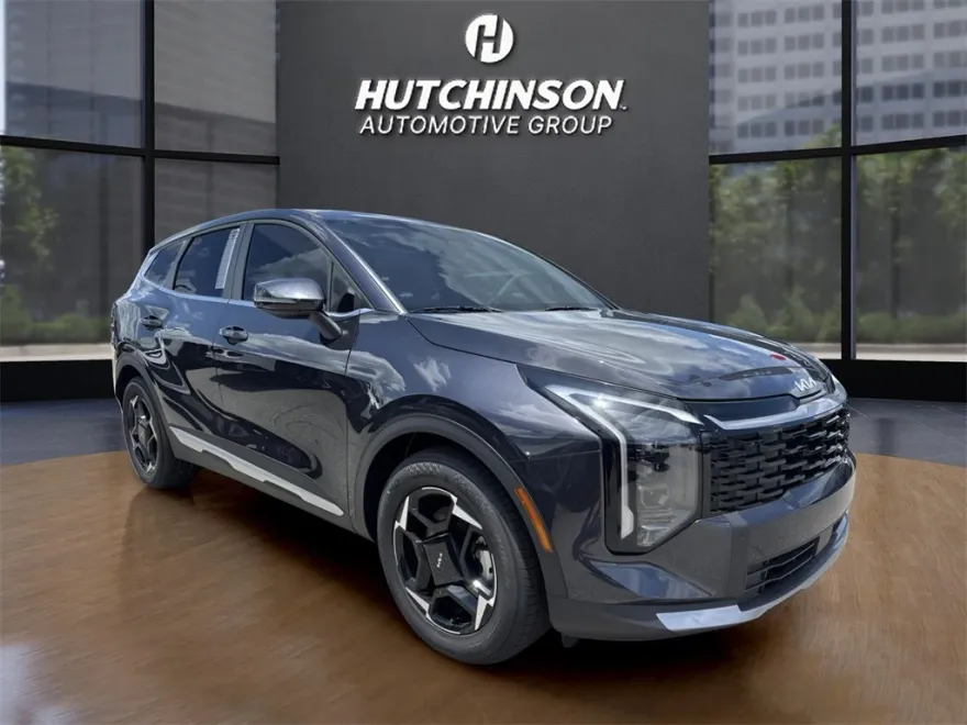 2026 Kia Sportage EX photo 1