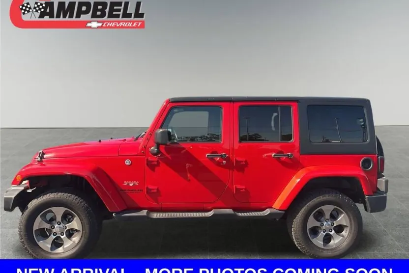 2017 Jeep Wrangler Unlimited Sahara photo 1