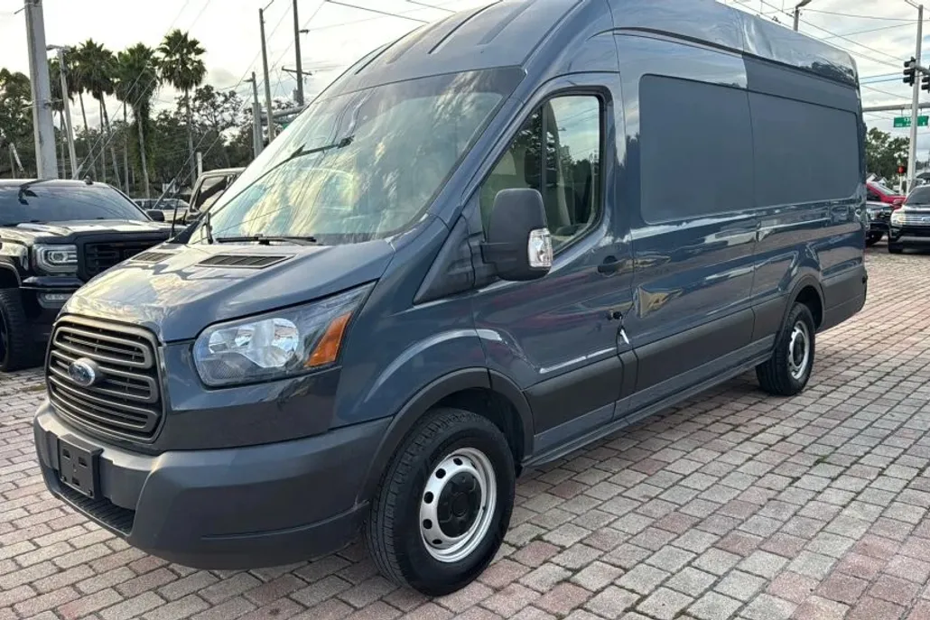 2019 Ford Transit Van photo 1