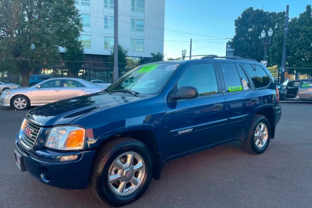 2002 Gmc Envoy SLE photo 1