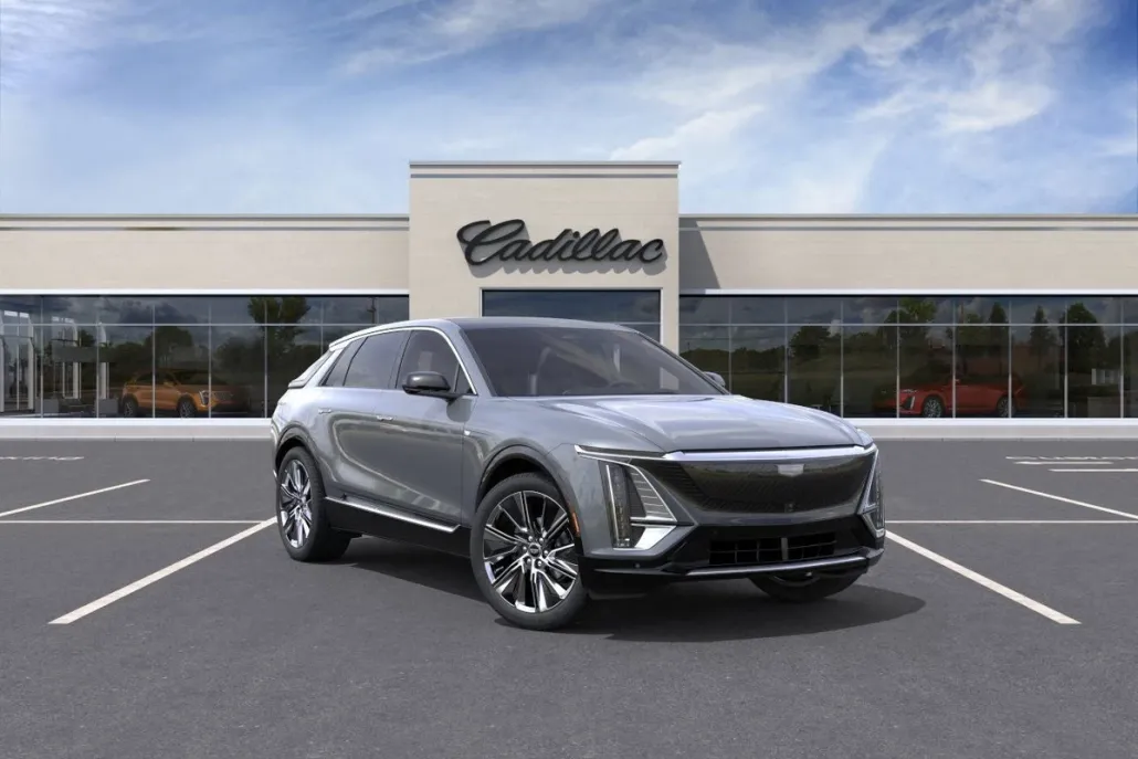 2023 Cadillac Lyriq Luxury photo 1