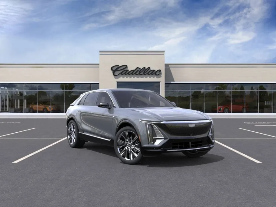 2023 Cadillac Lyriq Luxury photo 1