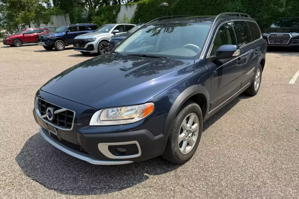 2010 Volvo XC70 3.2 photo 1
