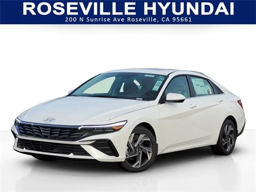 2025 Hyundai Elantra SEL Convenience photo 1