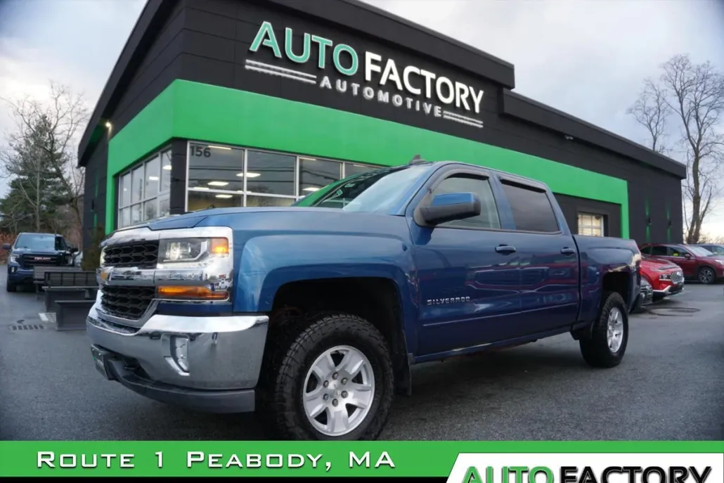 2018 Chevrolet Silverado 1500 LT photo 1