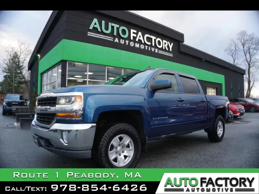 2018 Chevrolet Silverado 1500 LT photo 1