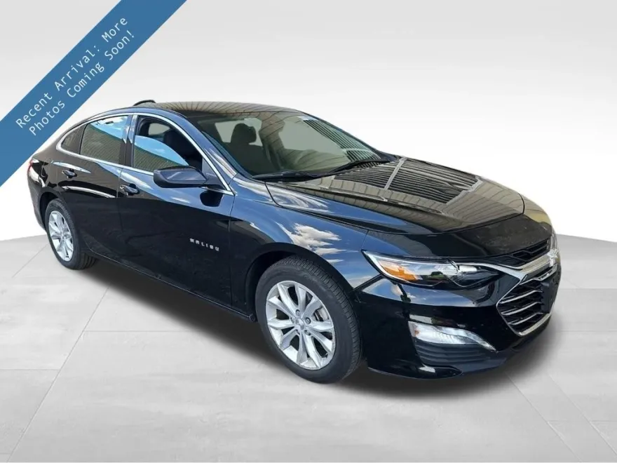 2024 Chevrolet Malibu 1LT photo 1