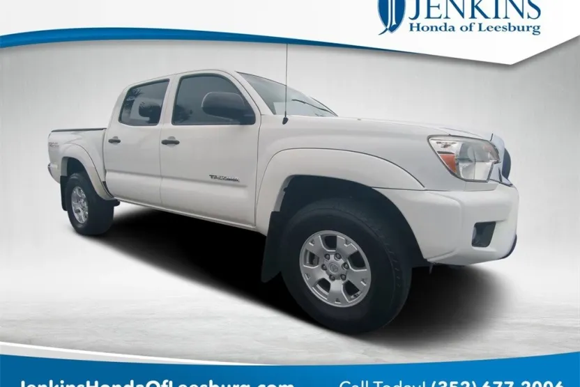 2012 Toyota Tacoma PreRunner V6 Double Cab photo 1